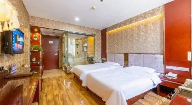 Xinrong Business Theme Hotel, Забронировать Отель Отели Синин с парковкой, рядом с Mojia Street, Парковка