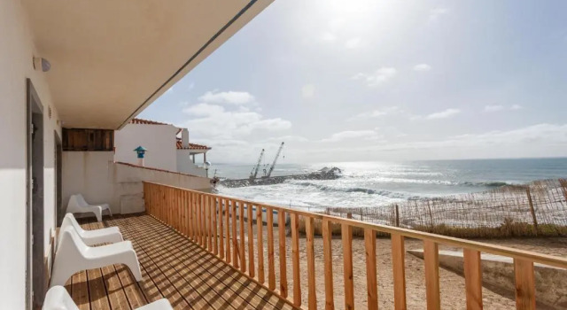 Номер Standard с балконом и с видом на воду Blue Buddha Beach Rooms & Suites
