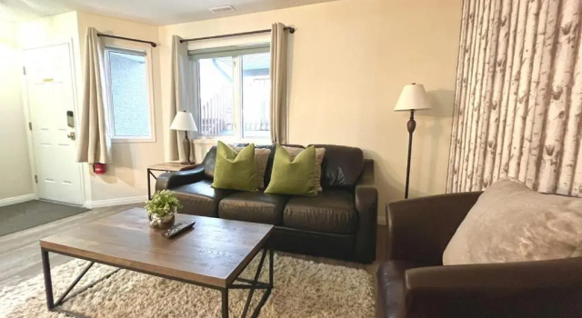Nakiska, 2 Bed 1 Bath with Mtn Views