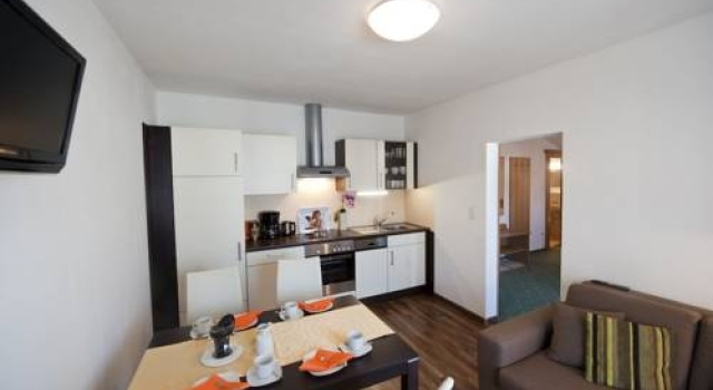 Pension Kreuzer, Rezerwuj Hotel Hotele w Salzburg z parkingiem, Parking
