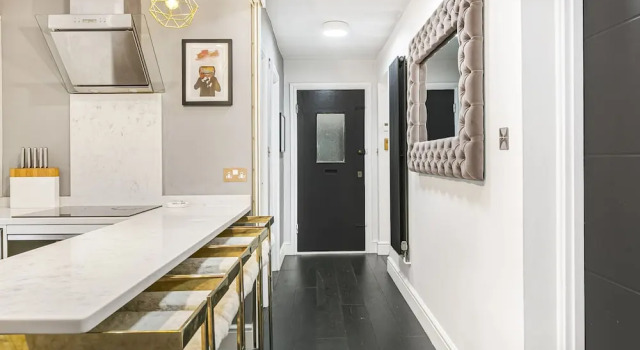 Апартаменты Best Location in London 3-bed Chelsea Home