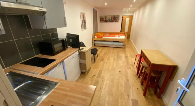 Студия Paris Eiffel Tower et Disney apartments, parkings gratuits et sécurisés, 10 minutes métro to Paris