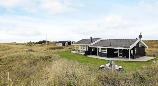 Serene Holiday Home in Hirtshals With Sauna, Забронировать Отель Отели Северной Ютландии 3 звезды, 3*