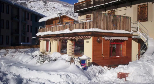 Htel Saint Antoine, Book Hotel Hoteller i Briancon med parkering, Parkering