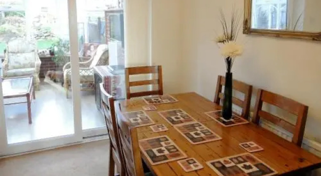 24 Steed Close, Varaa Huoneisto Asunnot kohteessa Merseyside, Huoneisto