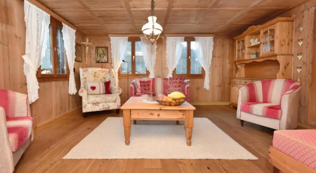 Veronikas Chalet, Book Chalet Villaer i Vorarlberg, Villa
