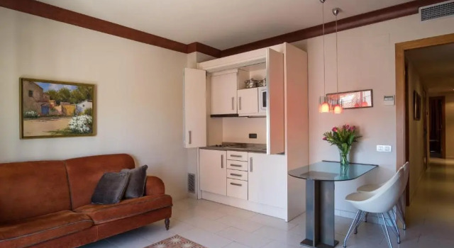 Apartaments Suites Sant Jordi, Prenota Appartamento Montbrio del Camp El Baix Camp