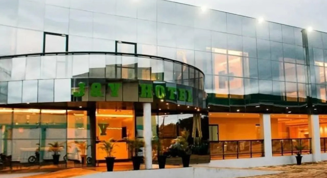 J & Y Hotel, Prenota Hotel Hotel a Northern Brazil con parcheggio, Parcheggio