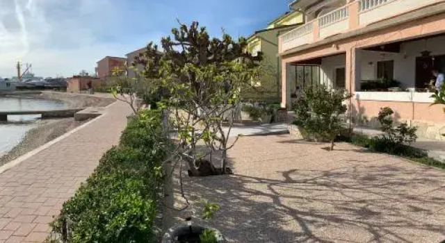 Apartment One, Prenota Appartamento Hotel a Isole Quarnerine con parcheggio, Parcheggio