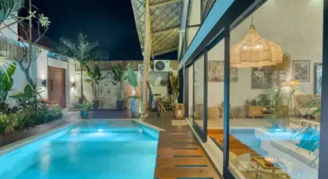 Villa Bergaya 2BR Brand New Oasis in Berawa  -- A Luxury Private Villa By Balinest Villas, Rezervovat Vila Chaty v Bali, Chalupa