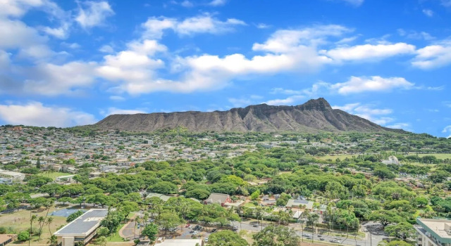 Waikiki Sunset Free Parking, Забронировать Курортный отель Отели Гонолулу 4 звезды, рядом с Waikīkī International Marketplace Shopping Center, 4*