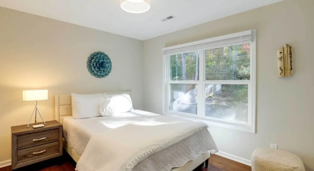 Коттедж Luxe Mountain Home Near Ridgecrest & Asheville!