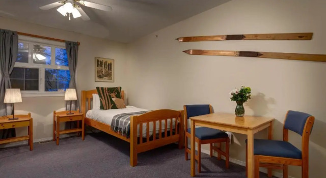 Двухместный номер Standard Courthouse Inn Revelstoke