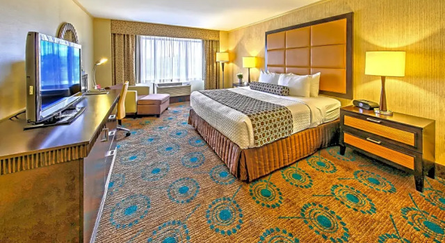 Двухместный номер Executive Crowne Plaza Wilmington North