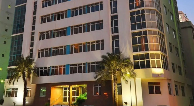 E5 Apartments