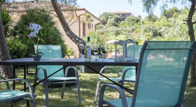 Коттедж Alghero Villa Maestrale con veranda coperta giardino 4 camere 3 bagni