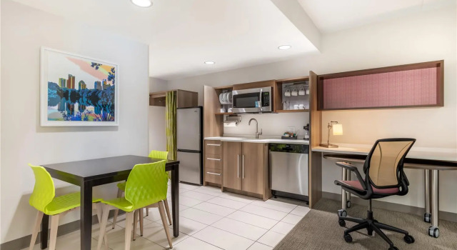 Люкс c 1 комнатой Home2 Suites by Hilton Atlanta Airport North