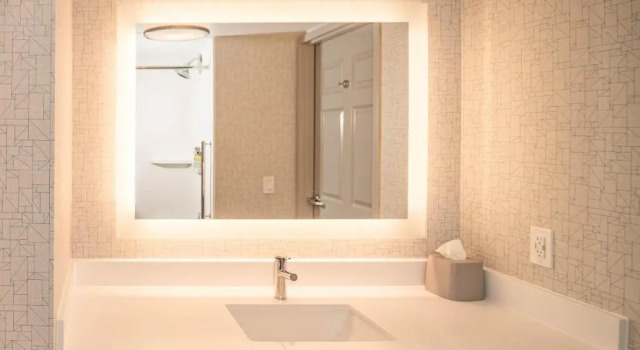 Четырёхместный номер Standard Holiday Inn Express Porterville by IHG