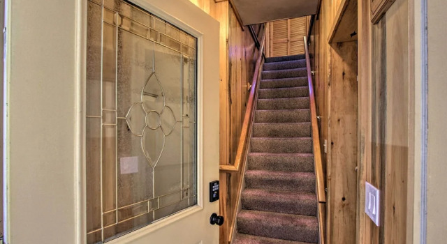Owls Nest Studio w/ Hot Tub: Hike Nearby!, Book Hotel Ashford Mount Rainier National Park