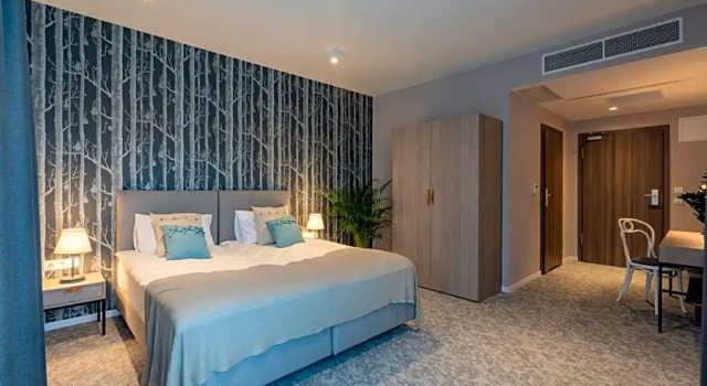 Hotel Odpocznia Resort i Las, Buchen Sie Resort SPA-Hotels in Jaracz, SPA