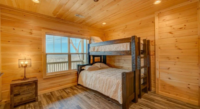Mystic Mountain Lodge by Escape to Blue Ridge, Rezerwuj Hotel Blue Ridge Georgia