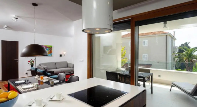 Полулюкс с балконом Alba Residence