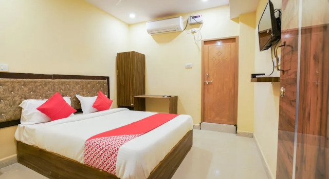 Hotel O R Square Stay Near LB Nagar Metro