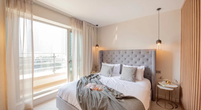 Студия с балконом Nasma Luxury Stays- BLVD Central Podium