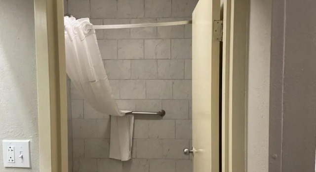 Номер Standard Days Inn by Wyndham Ozark