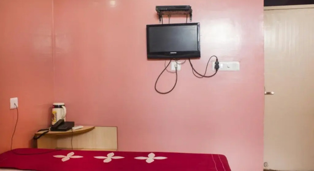 Hotel Tarun