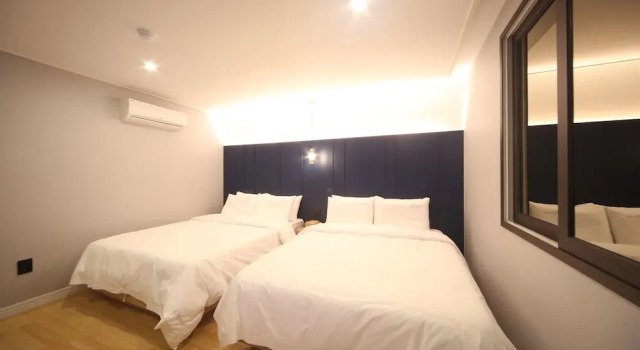 Шестиместный номер Business The Stone Bridge Hotel Sasang