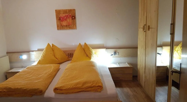 Ferienwohnungen Oebster, Забронировать Отель Отели Флахау 3 звезды, 3*