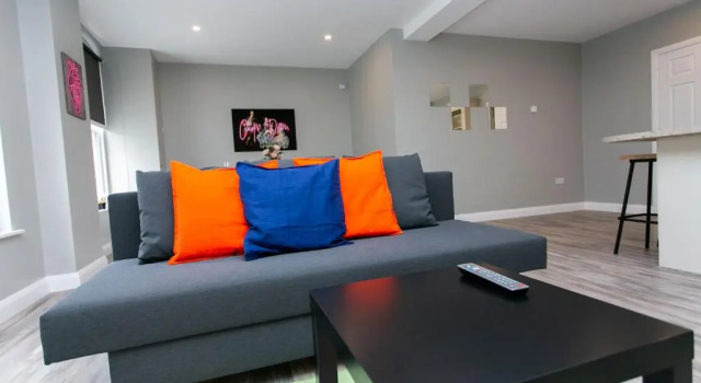 Апартаменты с 3 комнатами University Road Apartments
