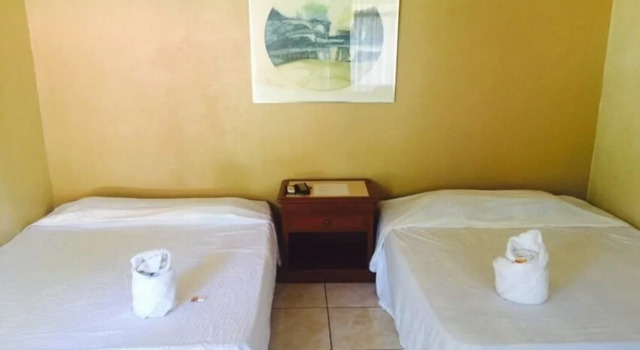 Hotel del Bosque, Book Hotel Santa Rita 