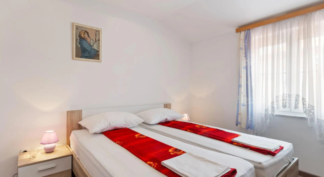 Lovely Apartment in Jadranovo near Town Center, Забронировать Апартаменты/квартира Ядраново Приморско-Горанская жупания