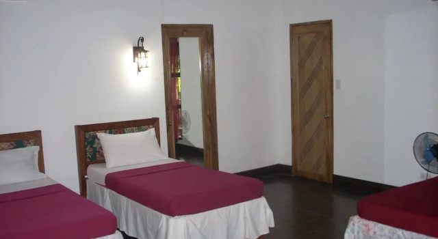 Agohay Villa Forte Beach Resort of Camiguin Island, Забронировать Курортный отель Отели Мамбахао с завтраком, Завтраки