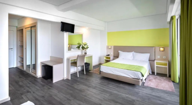 Люкс Comfort Hotel Navegadores