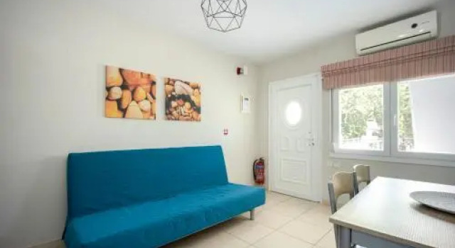 Antigone Apartments, Book Apartment Chrisi Akti 