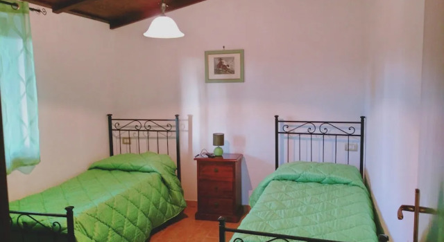 House With 2 Bedrooms in Pescia Romana, With Furnished Terrace and Wifi Near the Beach, Prenota Hotel Hotel a Lazio con parcheggio, Parcheggio