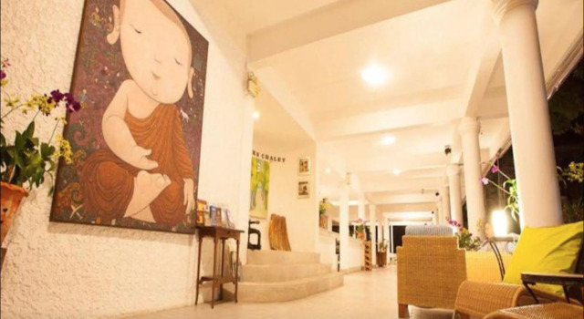 Nern Chalet Beachfront Hotel