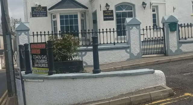Ardhill House The Diamond, in the Heart of Ardara Town , F94 C7X9, Prenota Hotel Ardara 