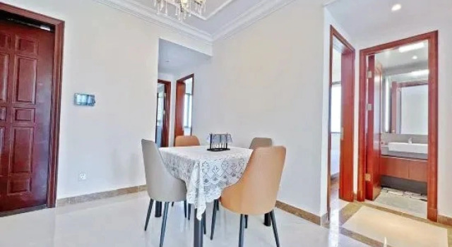 Люкс с 3 комнатами с видом на море Hanting Hotel(Zibo North Railway Station Lutai Ave