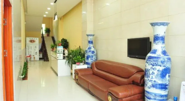 Taiyuan Jinzhao Express Hotel, Забронировать Отель Тайюань Шаньси, рядом с Chongshan Temple