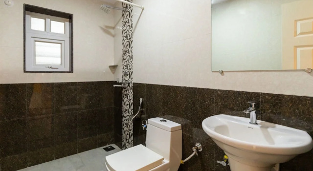 The Yellow by OYO Rooms, Book Hotel Verem 
