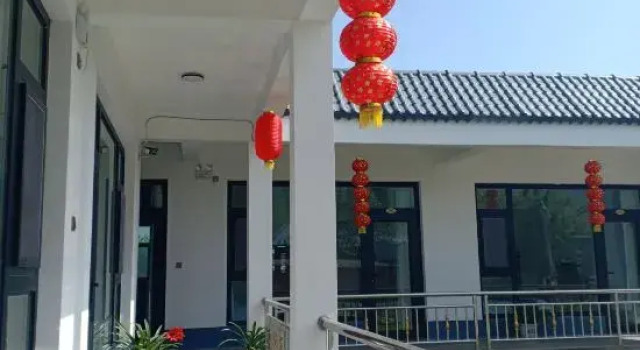 Nalati Xingheju Homestay, Prenota Hotel Hotel a Xinjiang con parcheggio, Parcheggio