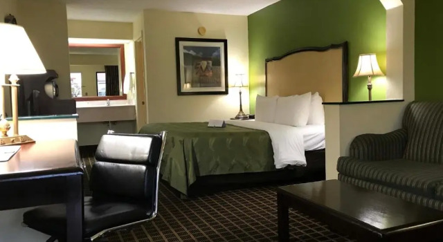 Standard Zimmer Quality Inn Byron