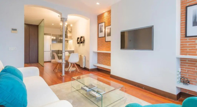 Barcelo Comfort, by Presidence Rentals, Boek Hotel Chamberi Madrid, in de buurt van Edificio Grassy