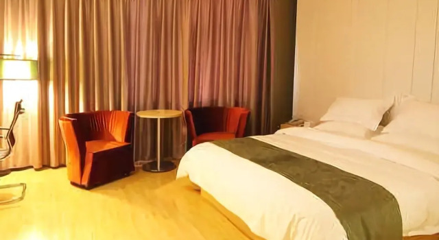 Vienna Hotel Guangxi Hechi Jinchengjiang Baima Street, Book Hotel Hoteller i Hechi med parkering, Parkering