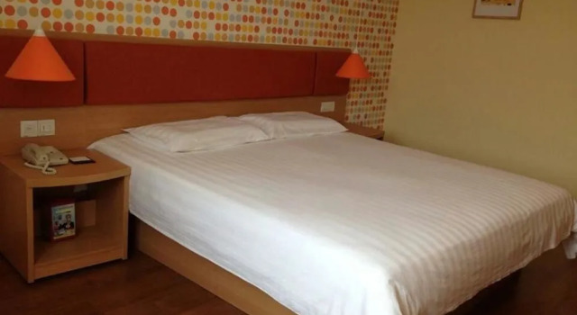 Aifeel Hotel (Zibo Liantong Road Mingqing Street Branch)