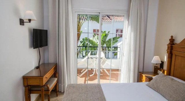 Номер Comfort Beneste Villa Flamenca Hotel